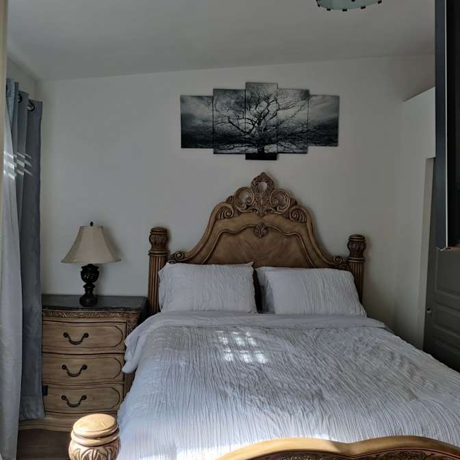 Yani's room