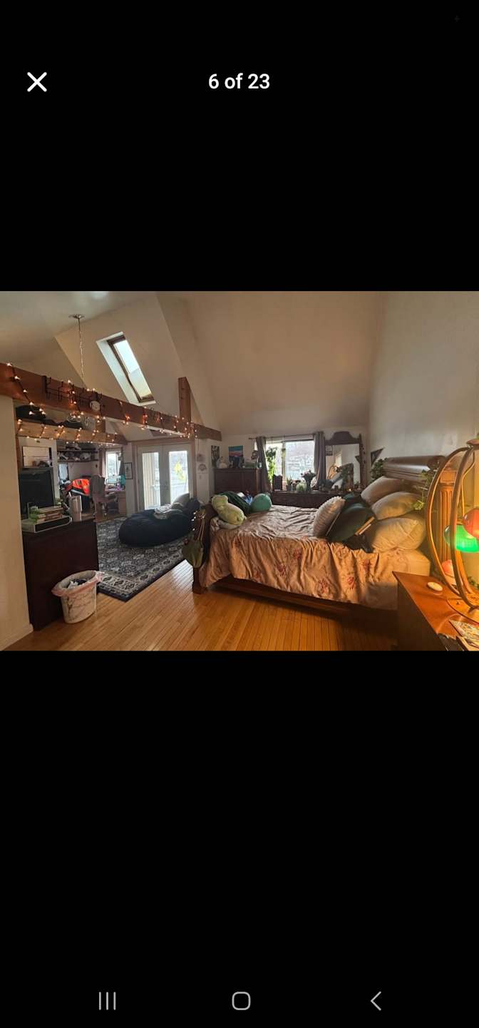 Layla's room