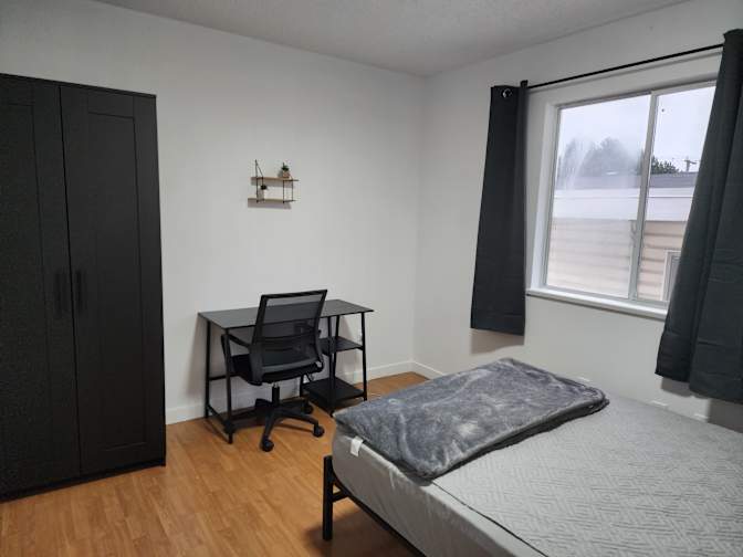 Teresa Tran's room