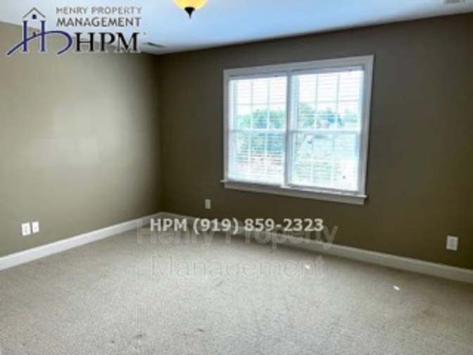 Alcove Rooms's room