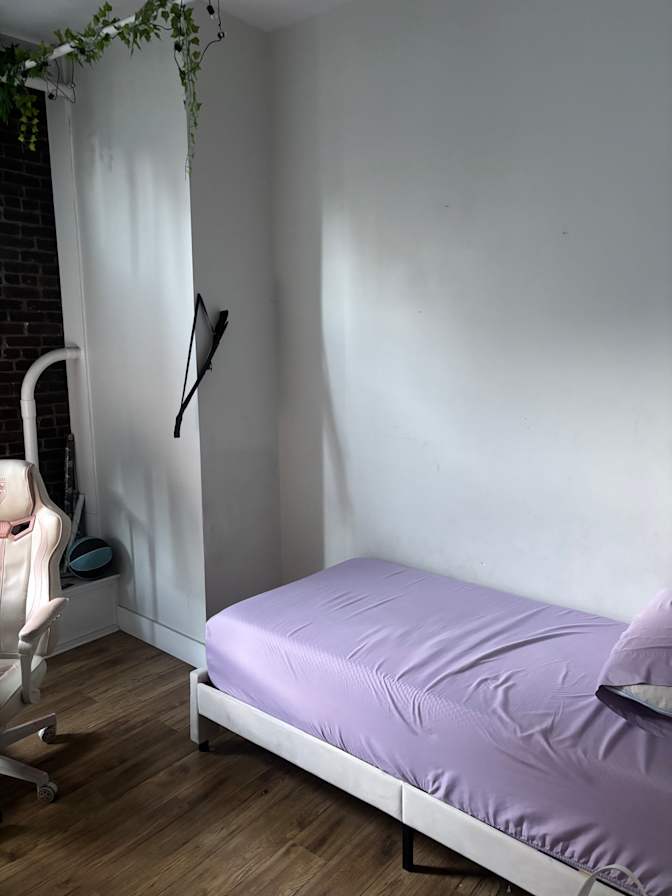 Kayla's room