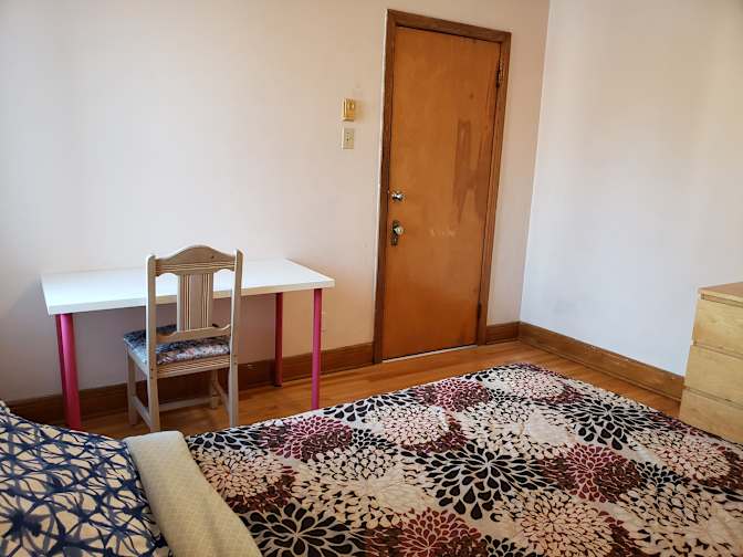 LEI XU's room
