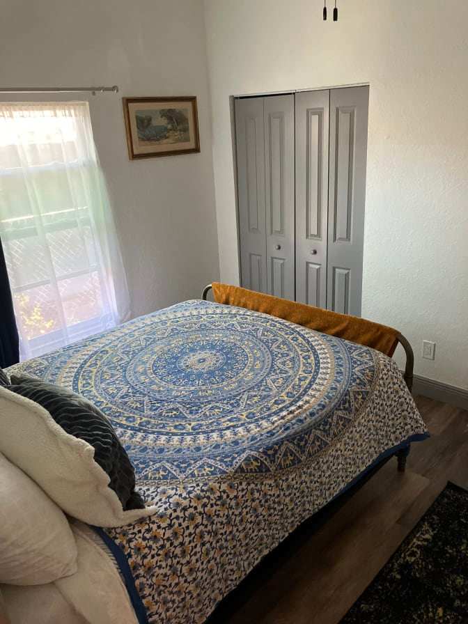 Lisa's room