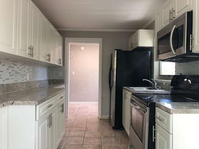 Cozy Home Away Rentals's room