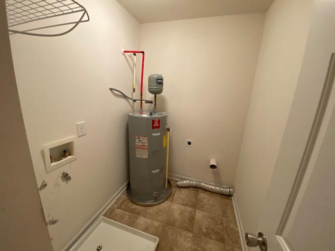 Alcove Rooms's room