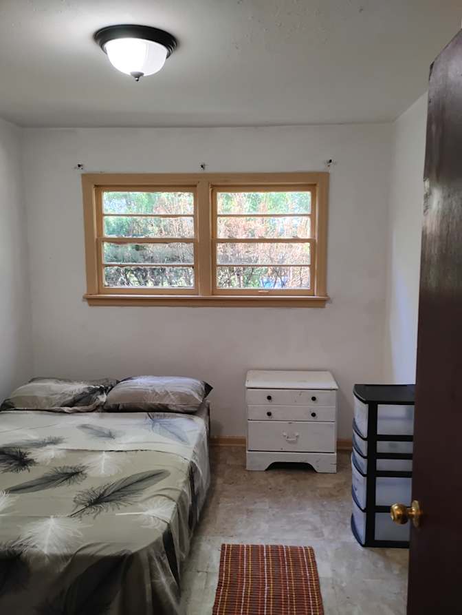 Jen's room