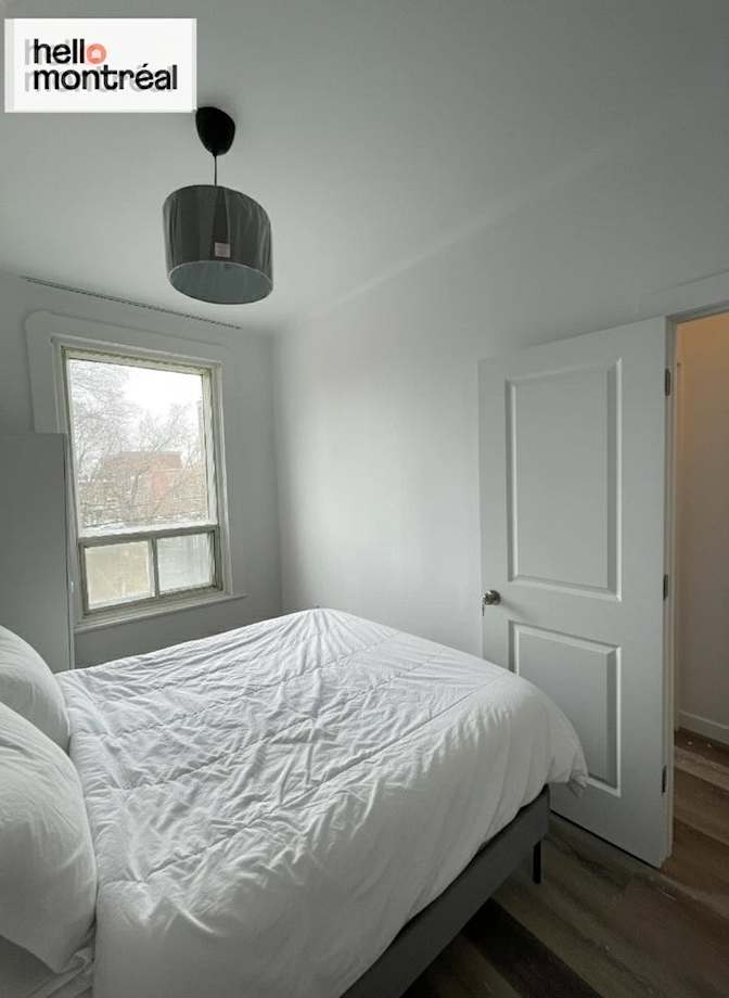 HelloMontreal's room