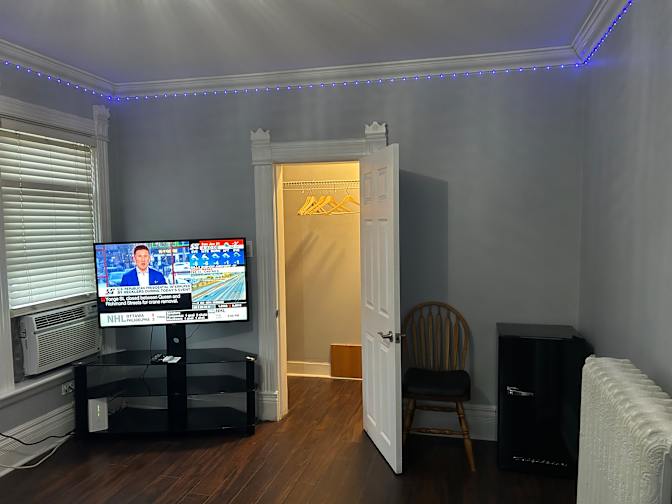Sunday's room