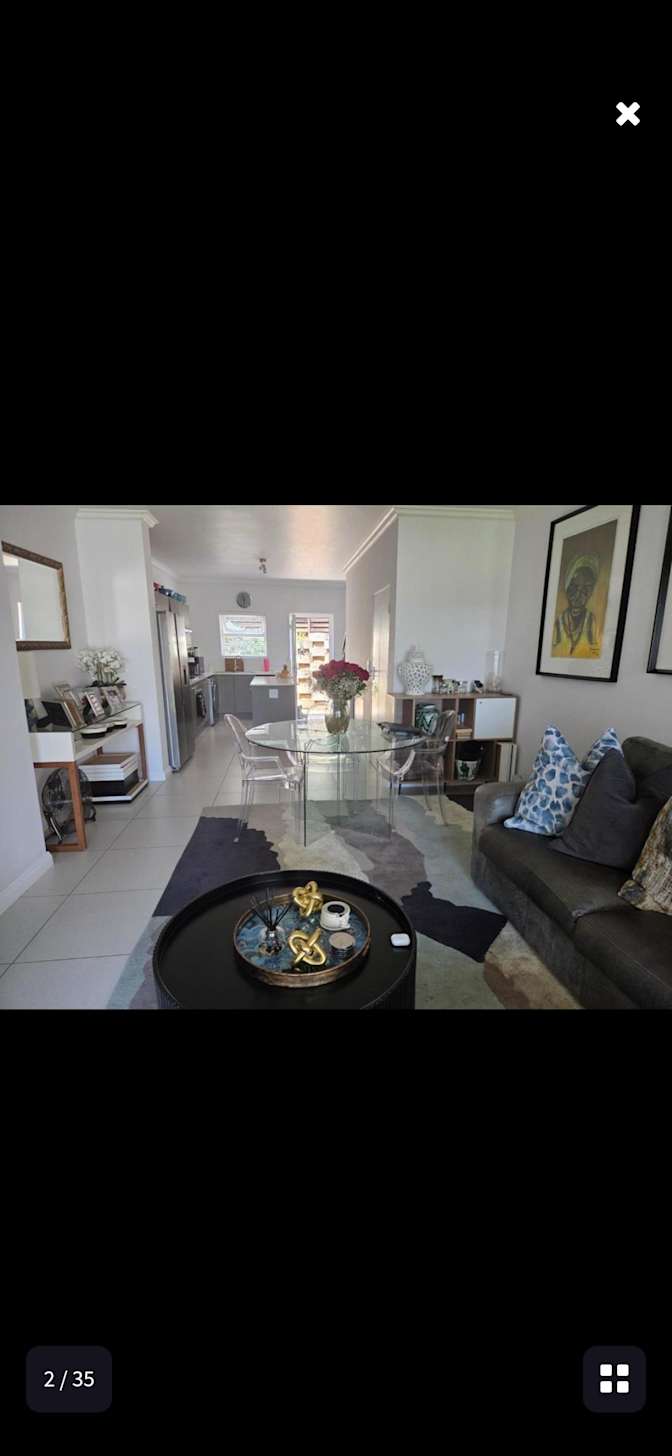 Vee's room