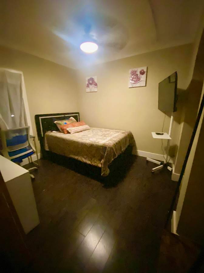 Kal's room