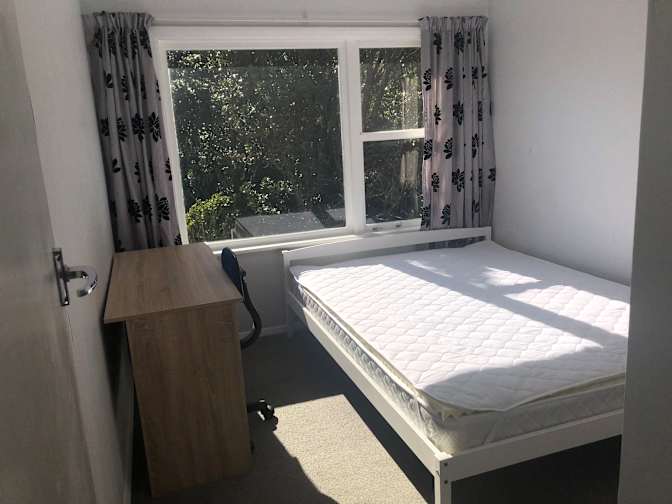 Kang's room