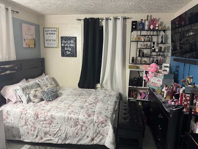 Eriadna Vasquez's room