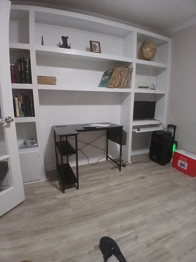 Larry's room