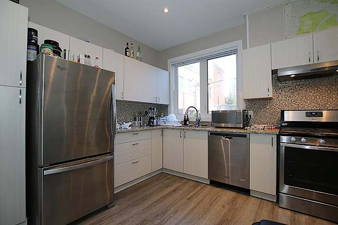 Erwin Nzia Batonga's room