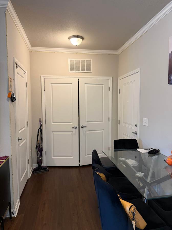Prajakta Lasanpure's room