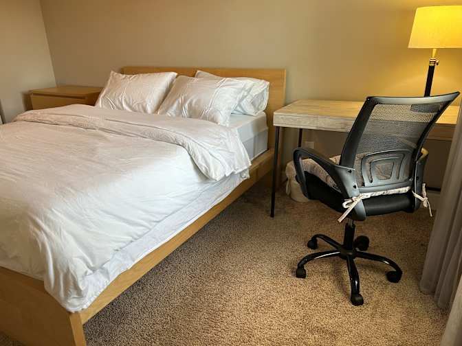 South Hill Home's room