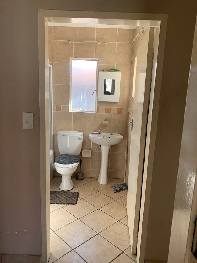 SUNDAY's room