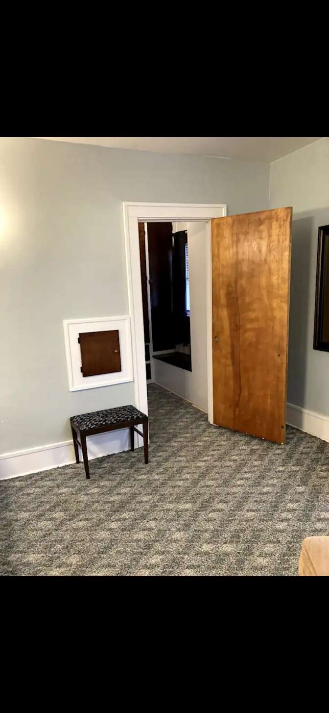 Samuel's room