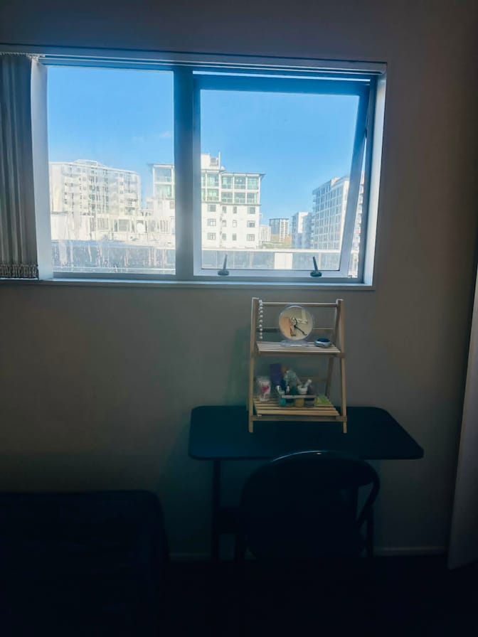 Hawkins's room