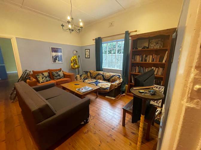 Luthando's room