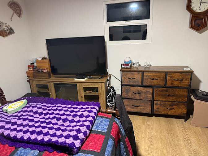 Valerie Dombrow's room