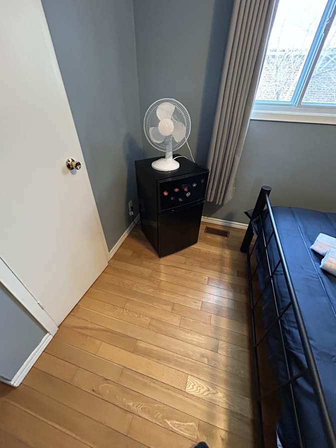 Nick Sarkovski's room