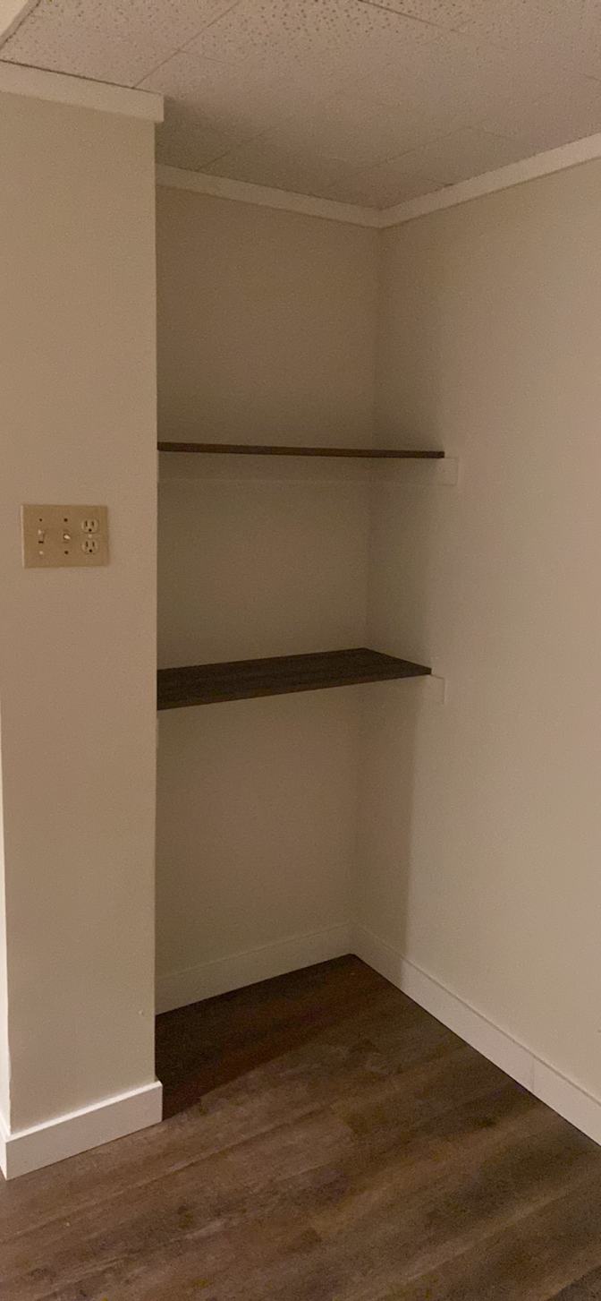 Nas's room