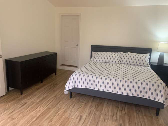 Marinela young's room