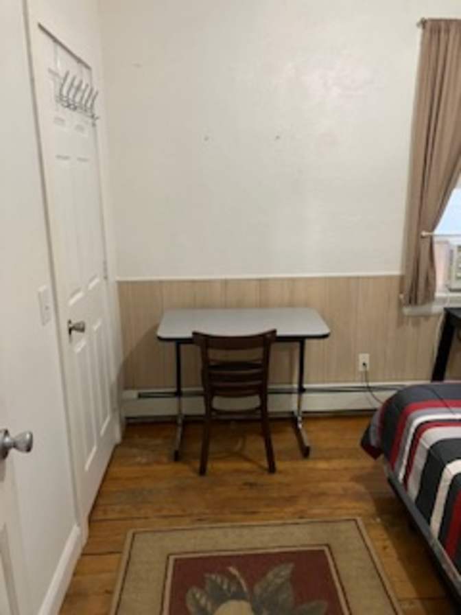 Chutema's room
