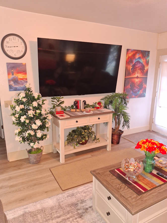 Marquis's room