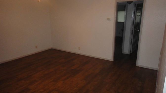 Tow bedrooms's room