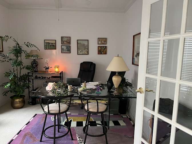 YASMINE's room