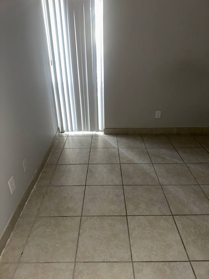 Diondre's room