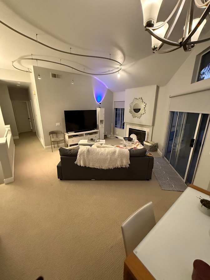 Saundra's room