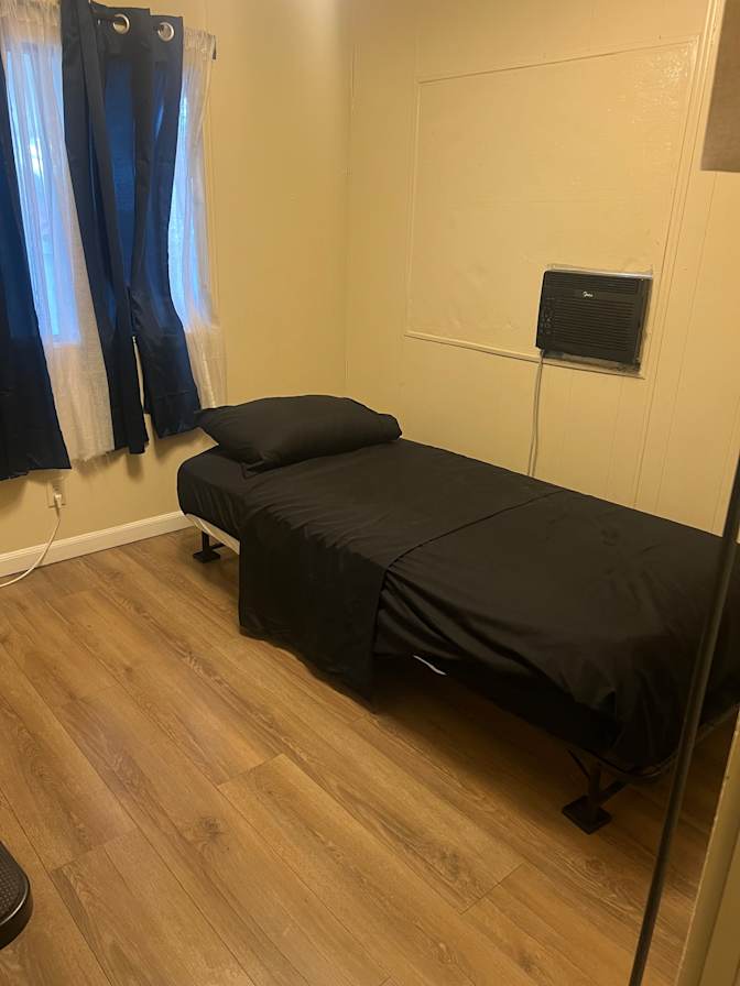 Jorge's room