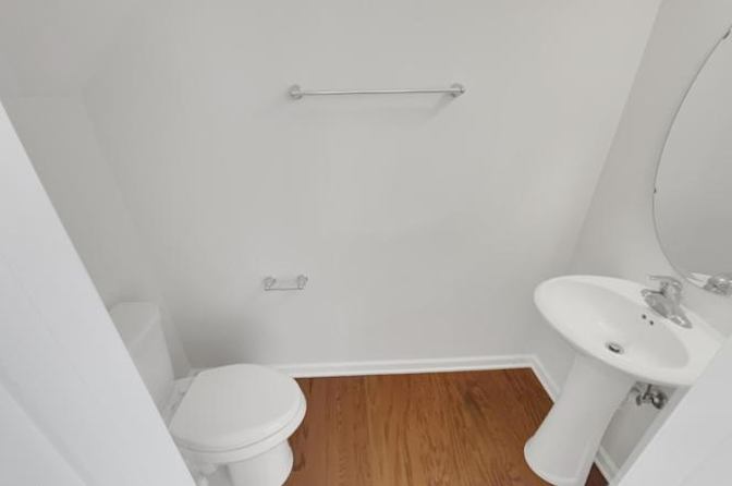 Alcove Rooms's room