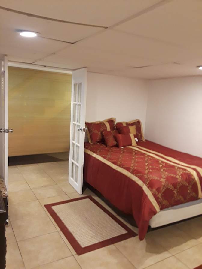 Gail's room