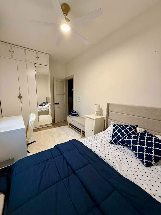 FURNISHED ROOM FOR RENT SUNSET PARK BROOKLYN's room