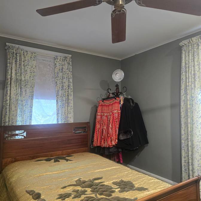 robert a gustafson's room