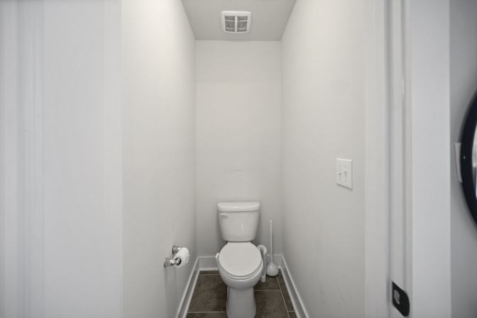 Alcove Rooms's room