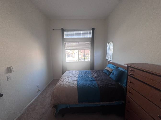Juan and Gennyffer's room