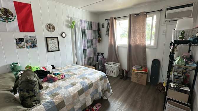 rosario's room