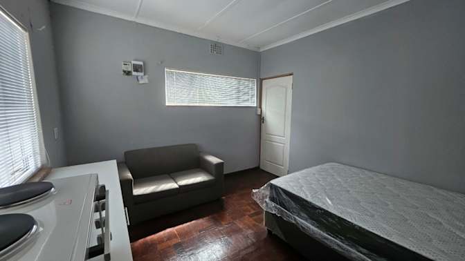Donovan's room