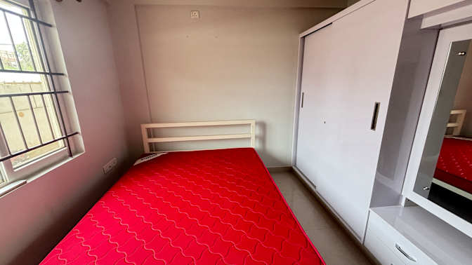 Dinesh's room