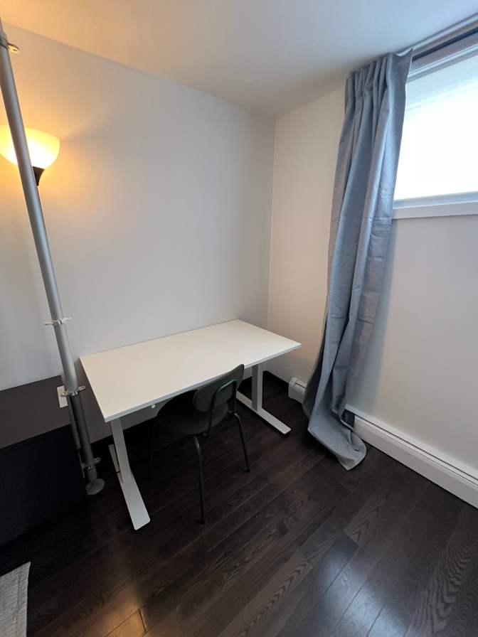 Tara's room