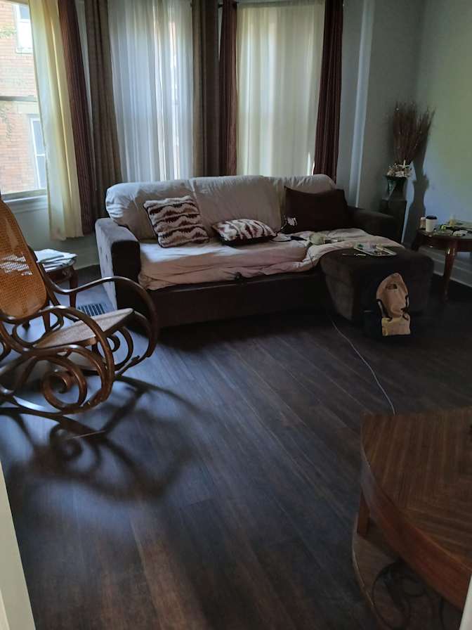 Tara's room