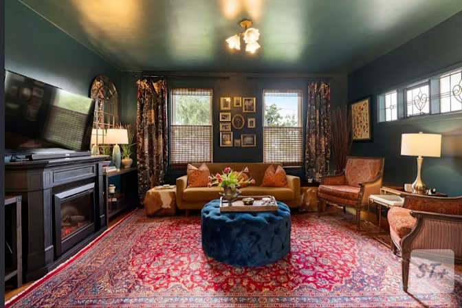 Liz's room