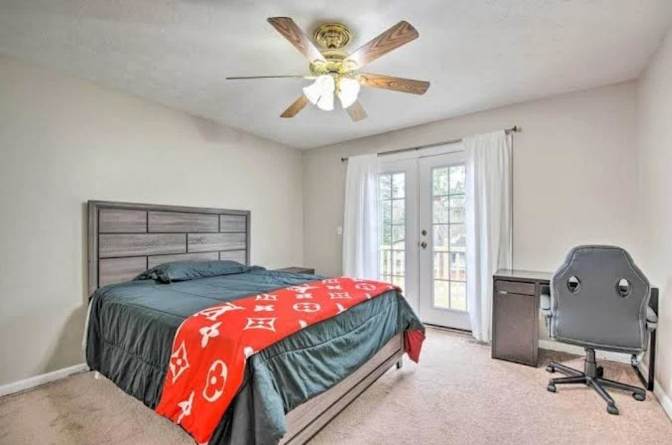 PadSplit's room