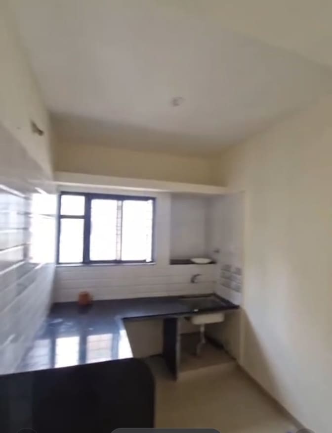 mayuresh's room