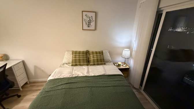 Hal Kerimov's room